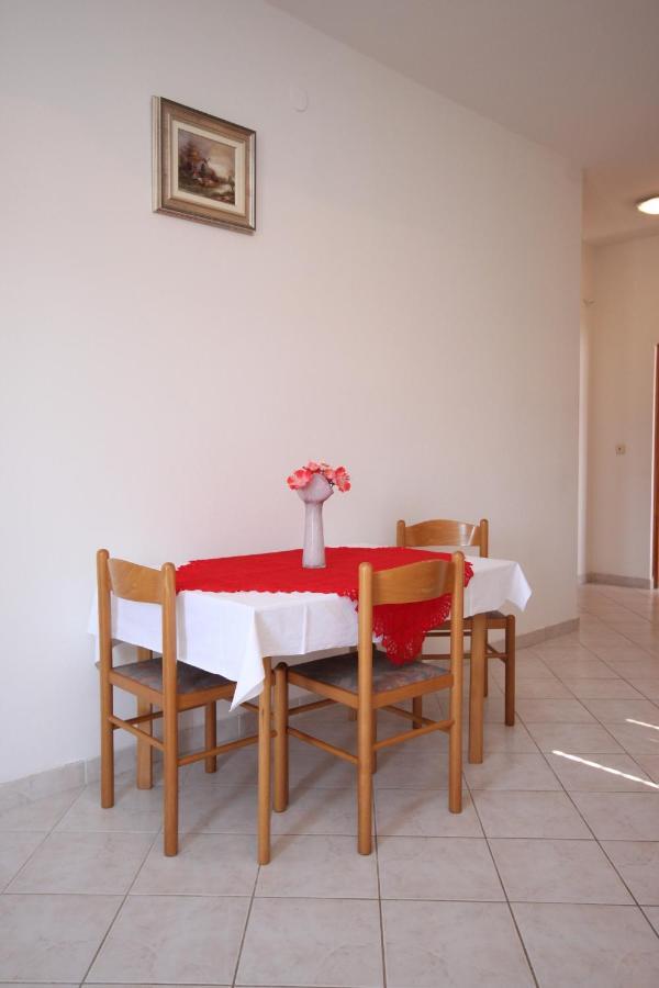 Apartments By The Sea Kustici, Pag - 6353 Zubovići Esterno foto