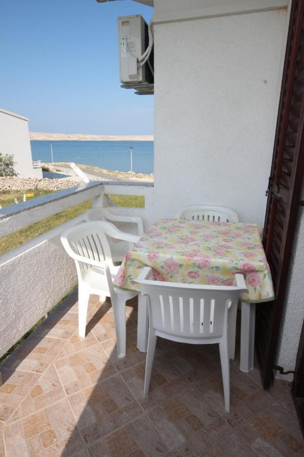 Apartments By The Sea Kustici, Pag - 6353 Zubovići Esterno foto